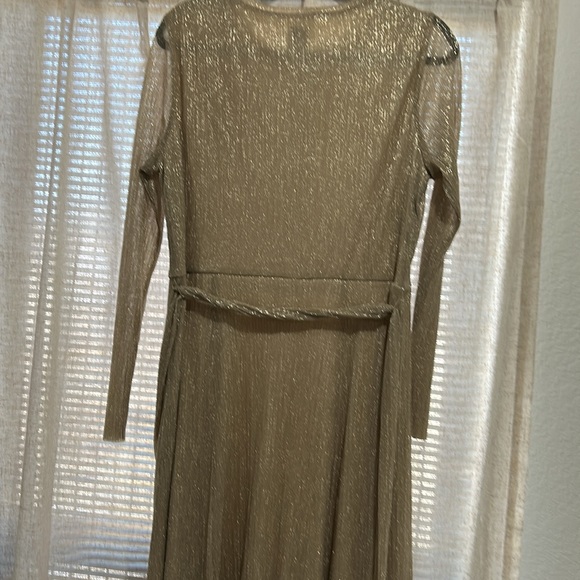 Anne Klein ❤️💝Shimmering gold dress 👗 - Picture 5 of 8